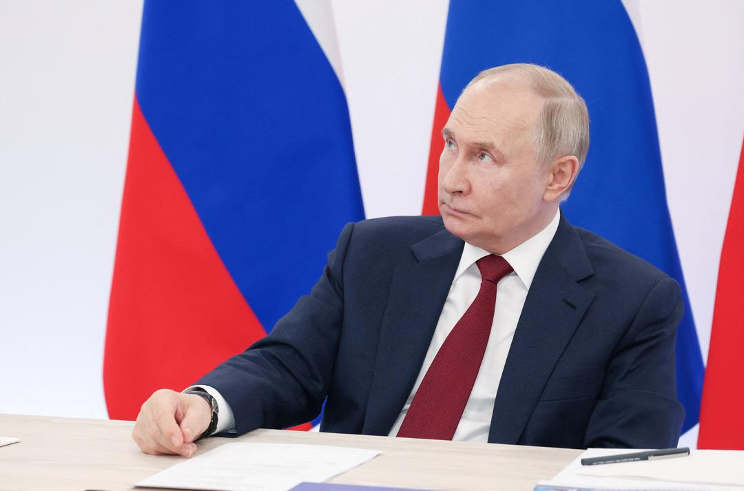 2025-05-20T065625Z_1354208066_RC28LEA272HI_RTRMADP_3_RUSSIA-PUTIN