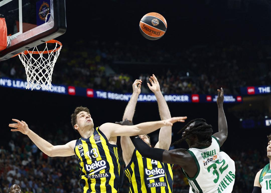 2025-05-23T155545Z_1871714894_UP1EL5N188W5M_RTRMADP_3_BASKETBALL-EUROLEAGUE