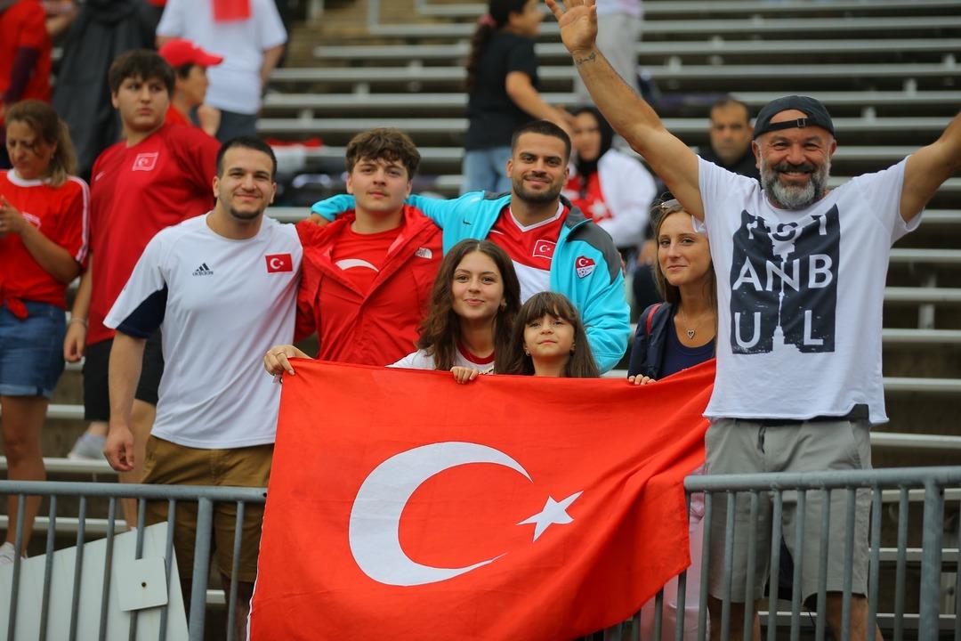 755370_A-MILLI-FUTBOL-TAKIMI-HAZIRLIK-MACINDA-A