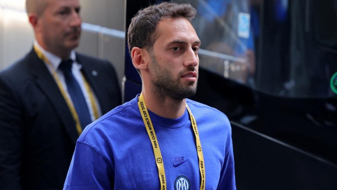 interin-sabri-tukendi-hakan-calhanoglu-icin-dort-yeni-talip-d32i