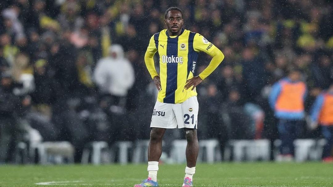 SON DAKİKA: Bright Osayi-Samuel Birmingham City ile 3 yıllık sözleşme imzaladı.