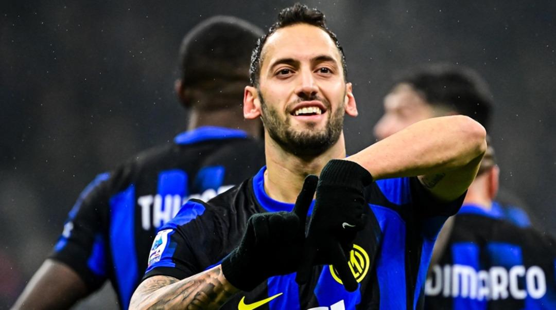 Hakan Çalhanoğlu'nun babası heyecanı doruğa çıkardı! Galatasaray taraftarları yerinde duramıyor... 2