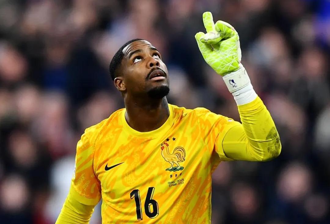 Galatasaray, Muslera nın ayrılığı sonrası aradığı kaleciyi İtalya da buldu! 25 milyon Euro bonservis bedeli var 2