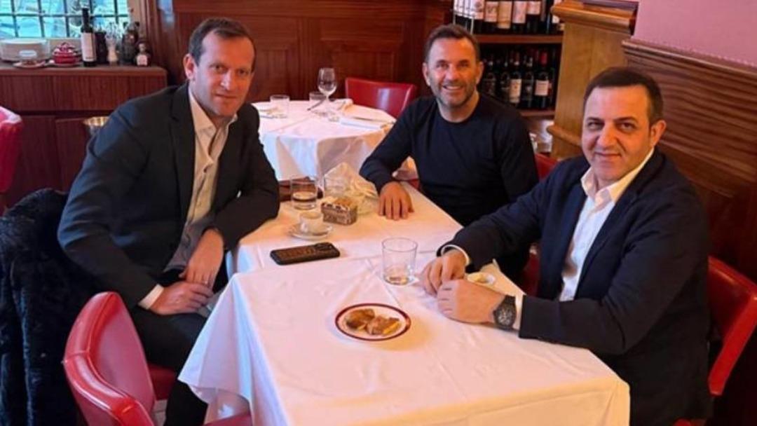 Osimhen transferi adeta arapsaçına döndü! Napoli Galatasaray ı bir kez daha reddetti... Sarı-Kırmızılılar dan gece yarısı resmi açıklama geldi 3