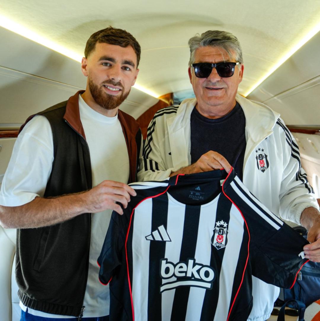 Orkun Kökçü transferinde çok ilginç olay! Eğilerek ayağını öptü 2